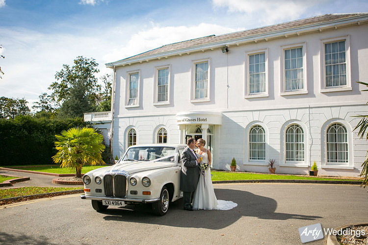 Manor-of-Groves-wedding-photo_16