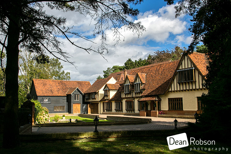 wedding-photography-great-hallingbury-manor-2016_02